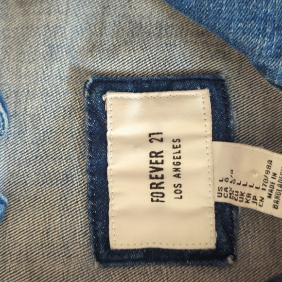 Hand painted Indie mushrooms fairy core nature scene unique cropped jean jacket - Picture 5 of 9